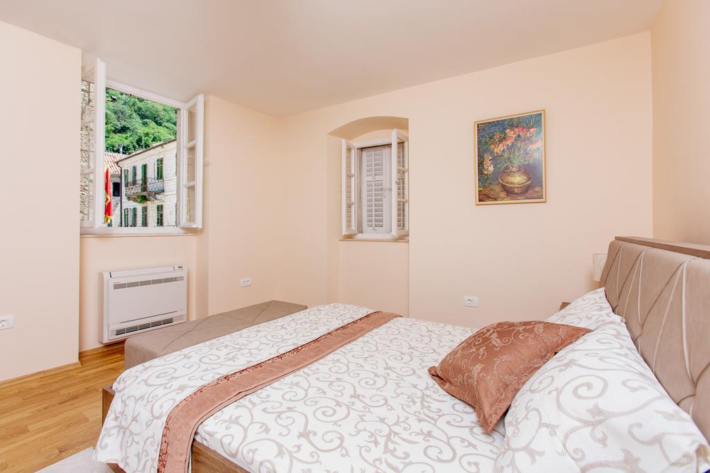 Old Town Museum Square Apartment Κότορ Εξωτερικό φωτογραφία